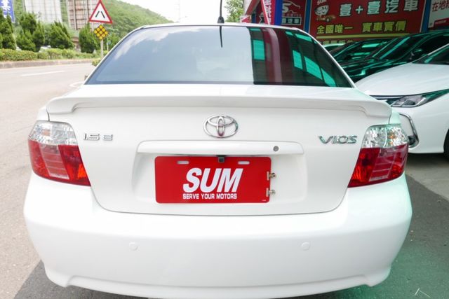 優質代步車 好開省油  大螢幕安卓機 可貸款 內裝美  第13張相片