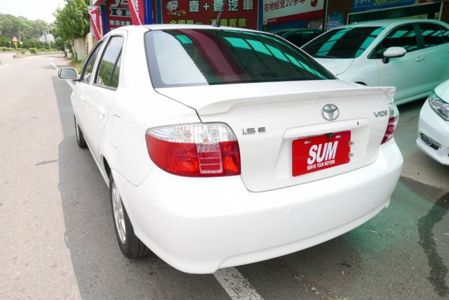 優質代步車 好開省油  大螢幕安卓機 可貸款 內裝美  第14張相片