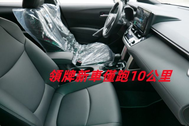 全新領牌車只跑10公里 ACC跟車系統 車道偏移 倒車顯影 CARPLAY 原廠保固中 I-KEY  第7張相片