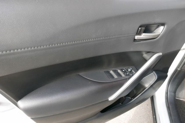 一手車 認證通過全車原鈑件 保證里程 跟車系統 7安 車道偏移  第11張相片