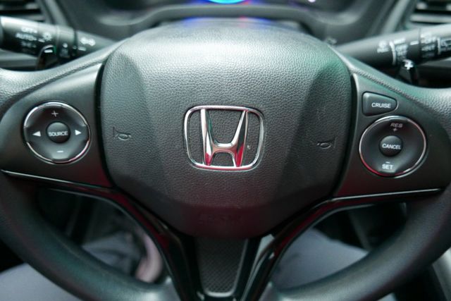 認證通過全車原鈑件只跑4萬多保證里程 I-KEY 定速 換檔撥片 LED頭燈 ABS  第14張相片