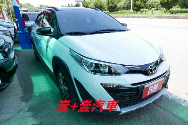 女用在地一手車 認證通過全車原鈑件 跑3萬多保證里程 YARIS CROSSOVER  第3張相片
