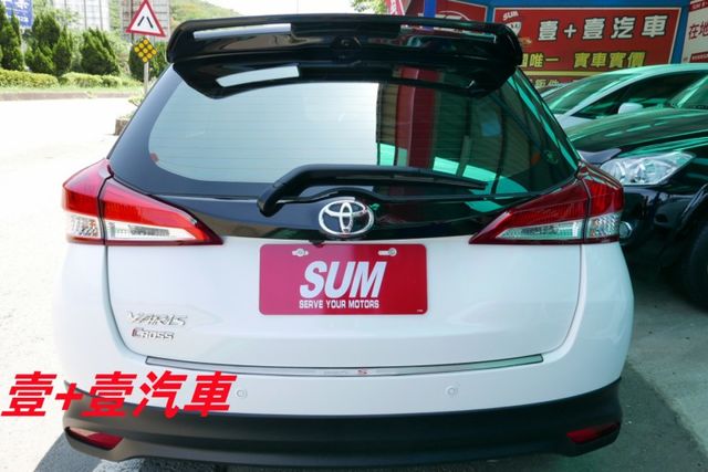 女用在地一手車 認證通過全車原鈑件 跑3萬多保證里程 YARIS CROSSOVER  第5張相片
