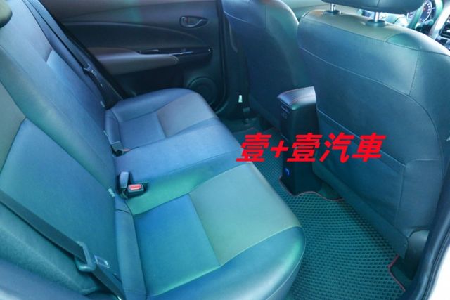 女用在地一手車 認證通過全車原鈑件 跑3萬多保證里程 YARIS CROSSOVER  第8張相片