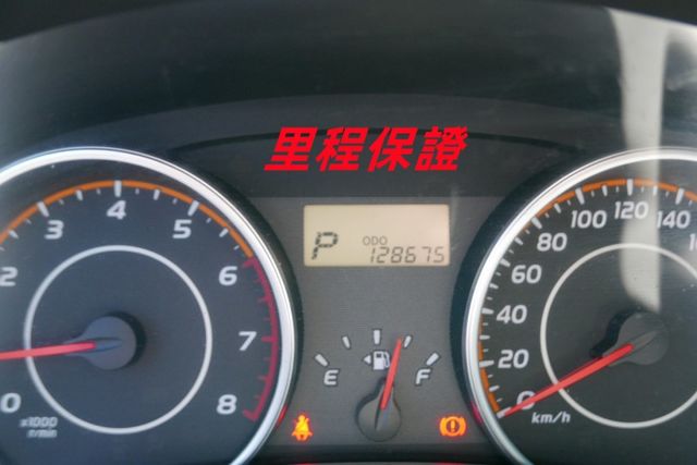 在地一手車 認證通過全車原鈑件 里程保證  定速 倒車顯影  第13張相片