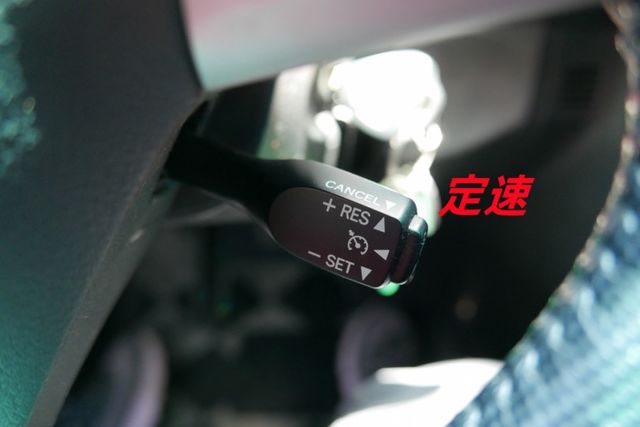 在地一手車 認證通過全車原鈑件 里程保證  定速 倒車顯影  第15張相片