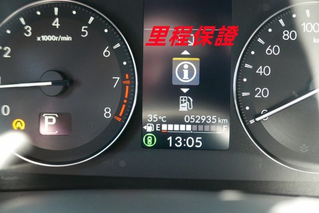 最頂級尊榮版 雙區恆溫 電尾門 環景 盲點偵測 跟車 車道偏移 怠速熄火 無線電充 認證通過全車原鈑件 保證里程 快撥鍵  第15張相片