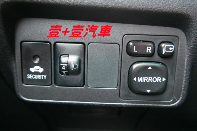 認證通過全車原鈑件保證里程 定速 電動後視鏡 衛星導航 倒車顯影 恆溫  第10張相片