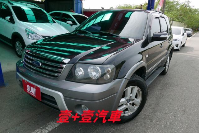 在第一手車 原鈑件里程保證 無待修 好開 內裝漂亮  第1張相片