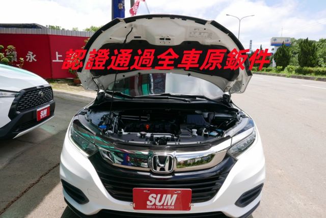 頂級 S版  I-KEY免用鑰匙 認證通過全車原鈑件保證里程 盲點 快撥鍵 定速 衛星導航 倒車顯影 防滑系統  第16張相片