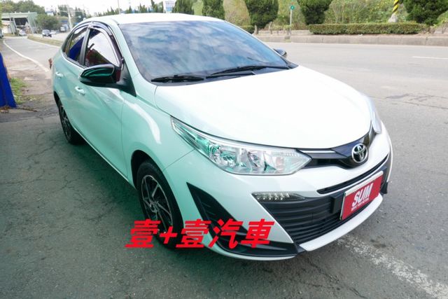 認證通過全車原鈑件 保證里程 9安全氣囊 鋁圈倒車顯影  第3張相片