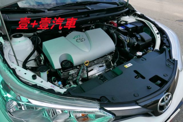 認證通過全車原鈑件 保證里程 9安全氣囊 鋁圈倒車顯影  第18張相片