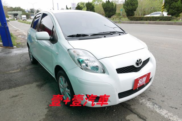 一手車 認證通過全車原鈑件 只跑6萬初保證里程 車況超優 內裝美  第3張相片