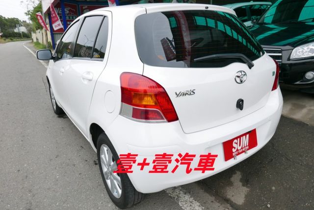 一手車 認證通過全車原鈑件 只跑6萬初保證里程 車況超優 內裝美  第6張相片