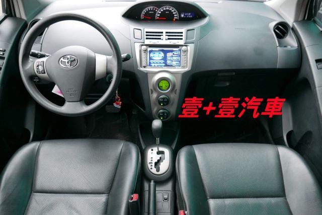 一手車 認證通過全車原鈑件 只跑6萬初保證里程 車況超優 內裝美  第10張相片