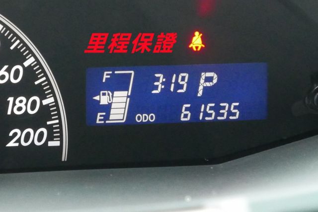 一手車 認證通過全車原鈑件 只跑6萬初保證里程 車況超優 內裝美  第15張相片