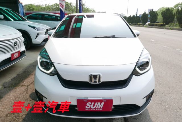 認證通過全車原鈑件 跑2萬多保證里程 跟車系統 車道偏移 盲點偵測 安卓機 LED頭燈 原廠保養  第2張相片