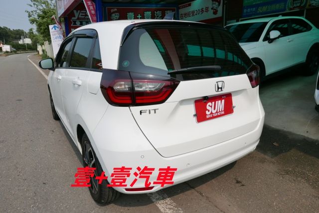 認證通過全車原鈑件 跑2萬多保證里程 跟車系統 車道偏移 盲點偵測 安卓機 LED頭燈 原廠保養  第6張相片