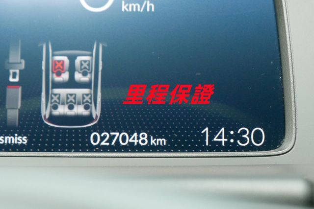 認證通過全車原鈑件 跑2萬多保證里程 跟車系統 車道偏移 盲點偵測 安卓機 LED頭燈 原廠保養  第13張相片