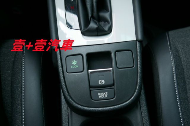 認證通過全車原鈑件 跑2萬多保證里程 跟車系統 車道偏移 盲點偵測 安卓機 LED頭燈 原廠保養  第17張相片