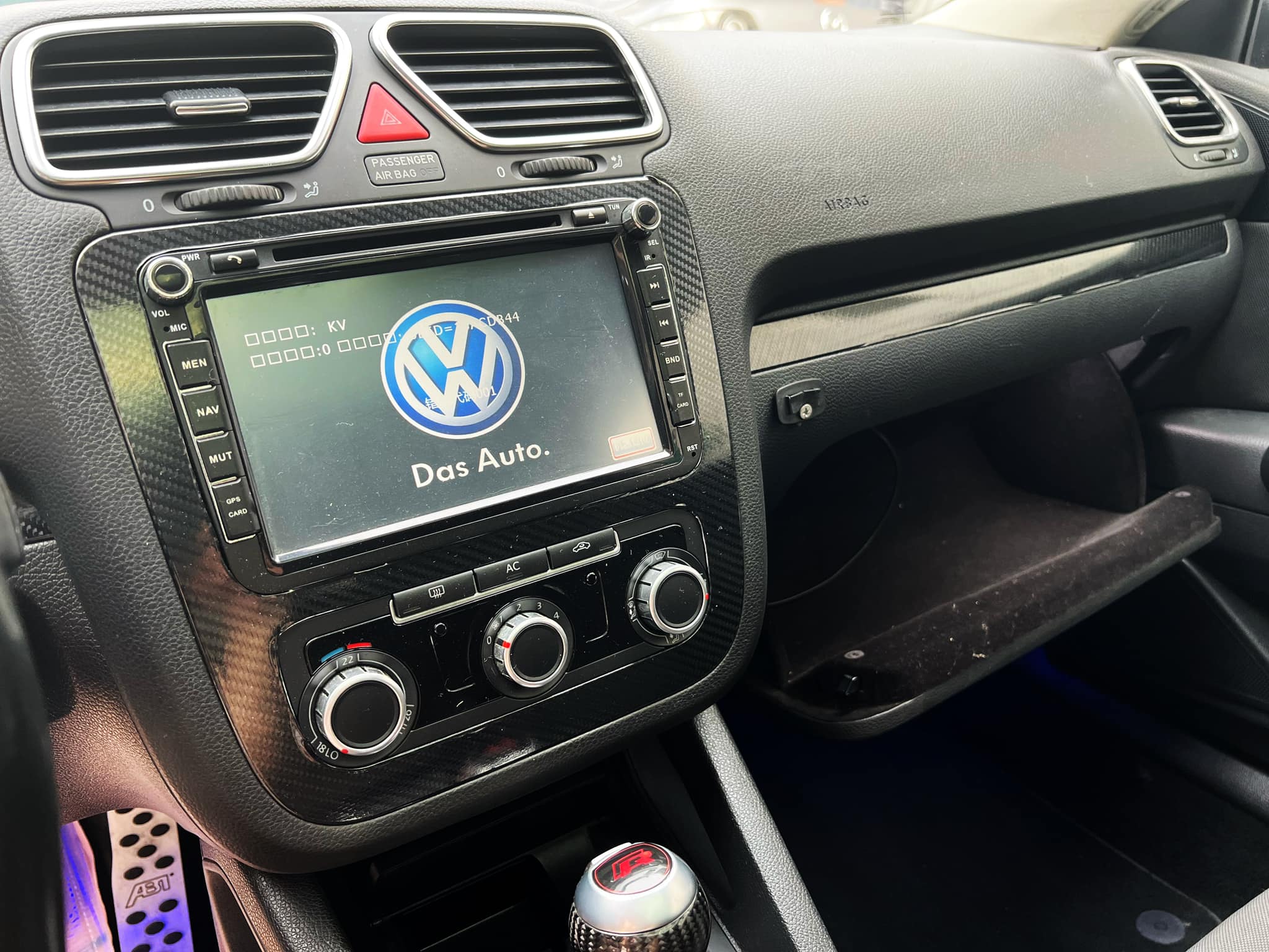 2011'福斯三門Volkswagen SCIROCCO 1.4L 太古總代理 單身貴族省油省稅 天窗/導航螢幕 無碰撞過有認證 全台限量出廠賣一台少一台  第2張相片