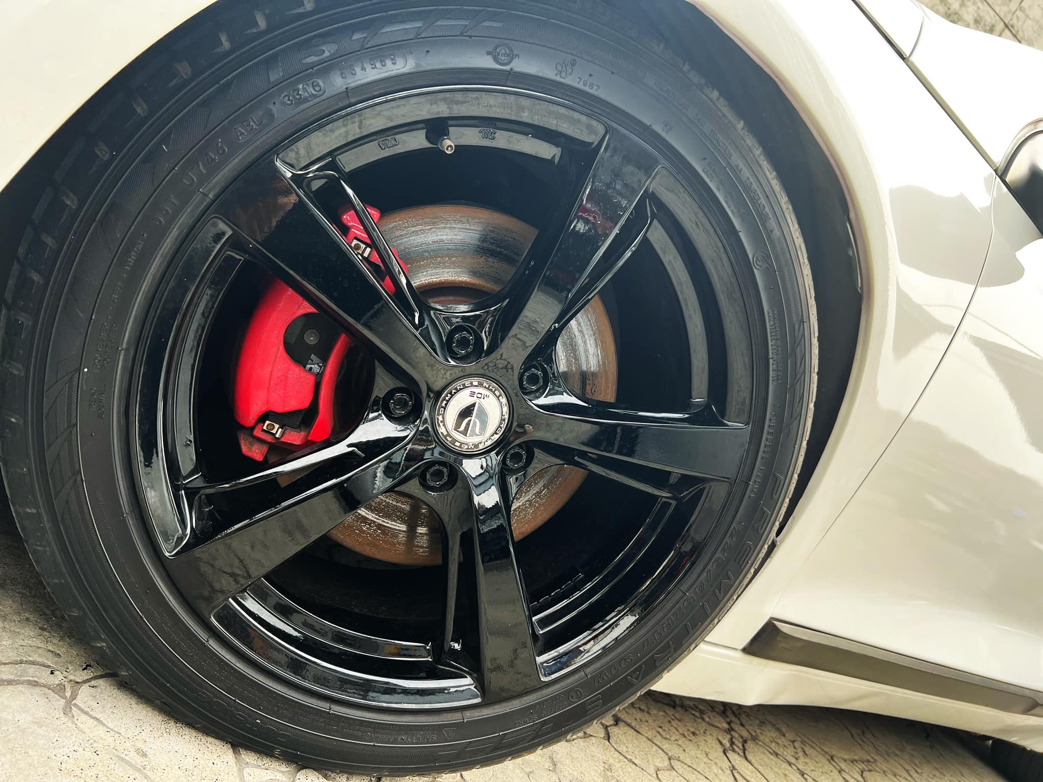 2011'福斯三門Volkswagen SCIROCCO 1.4L 太古總代理 單身貴族省油省稅 天窗/導航螢幕 無碰撞過有認證 全台限量出廠賣一台少一台  第3張相片