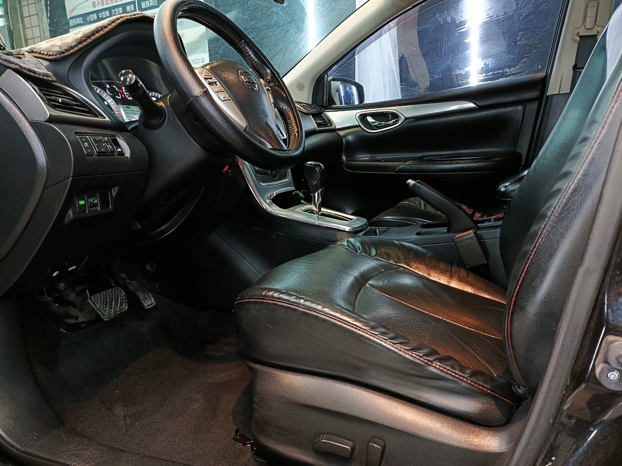 2015年nissan日產SENTRA 1.8L AERO頂級 sport運動版 現車桃園 超省油超好開 認證車  第13張相片
