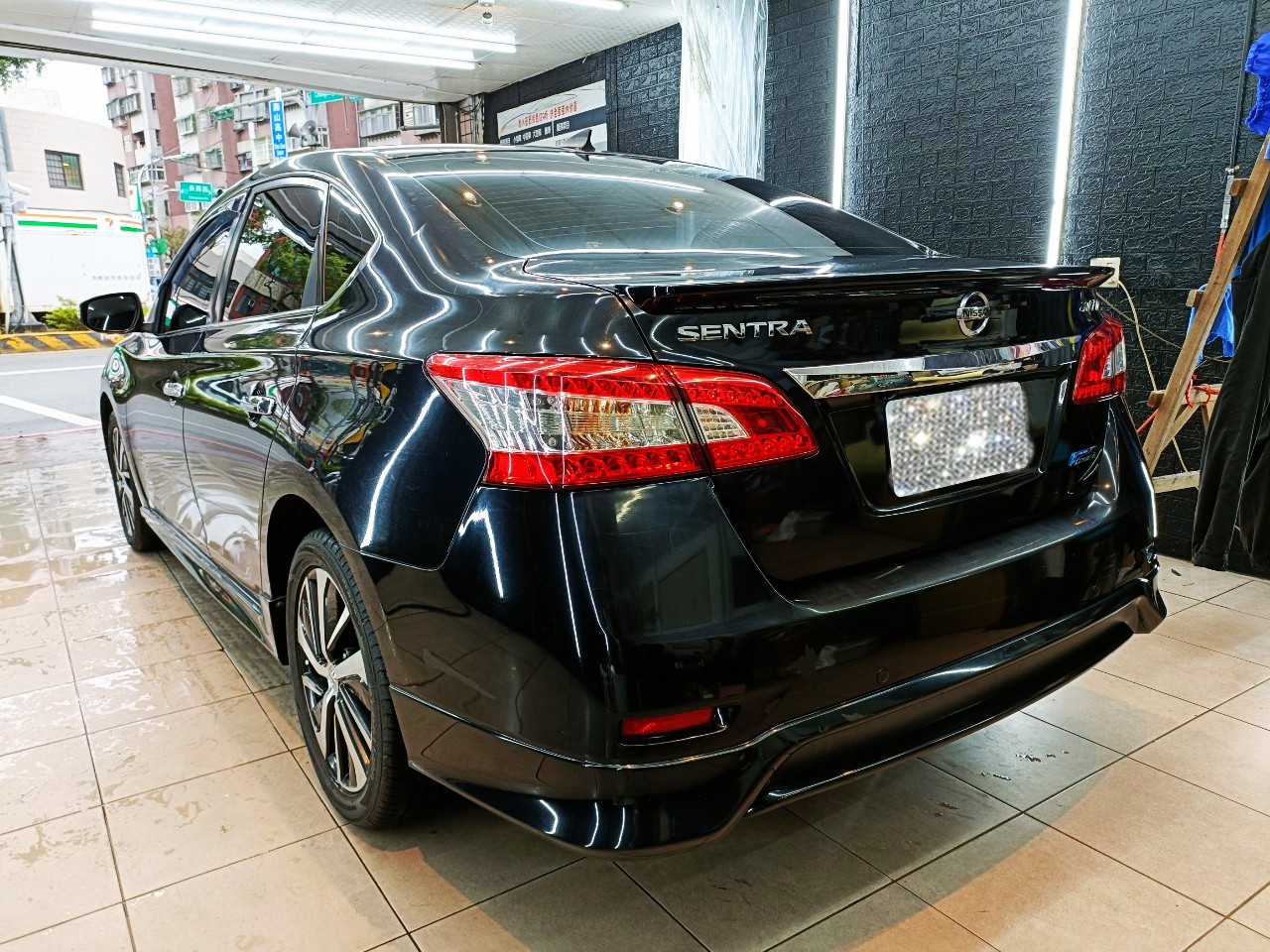 2015年nissan日產SENTRA 1.8L AERO頂級 sport運動版 現車桃園 超省油超好開 認證車  第16張相片