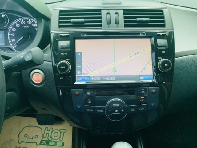 NISSAN日產 TIIDA  第12張相片