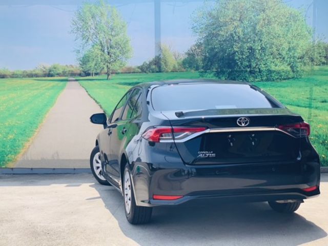 TOYOTA豐田 ALTIS  第3張相片