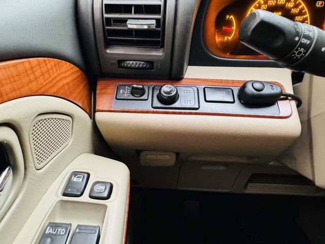 NISSAN日產 SERENA Q-RV  第11張相片