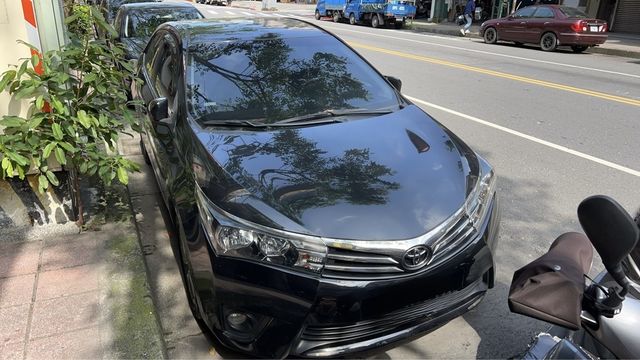 TOYOTA豐田 ALTIS  第2張相片
