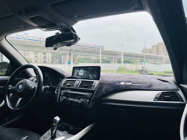 BMW寶馬 118I  第8張相片