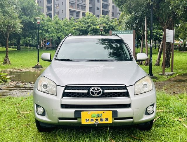 TOYOTA豐田 RAV4  第2張相片