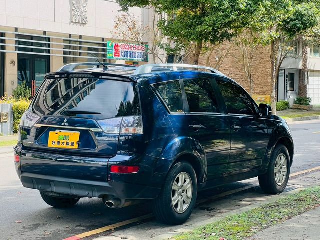 MITSUBISHI三菱 OUTLANDER  第3張相片