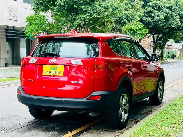 TOYOTA豐田 RAV4  第4張相片
