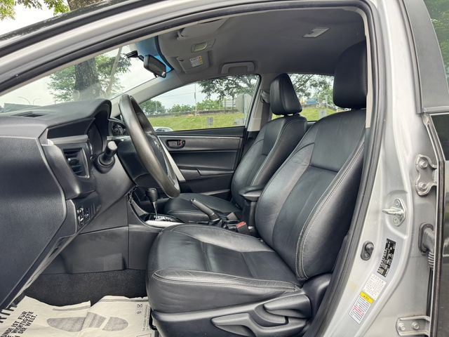 TOYOTA豐田 ALTIS  第7張相片