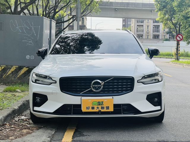 VOLVO富豪 V60  第2張相片
