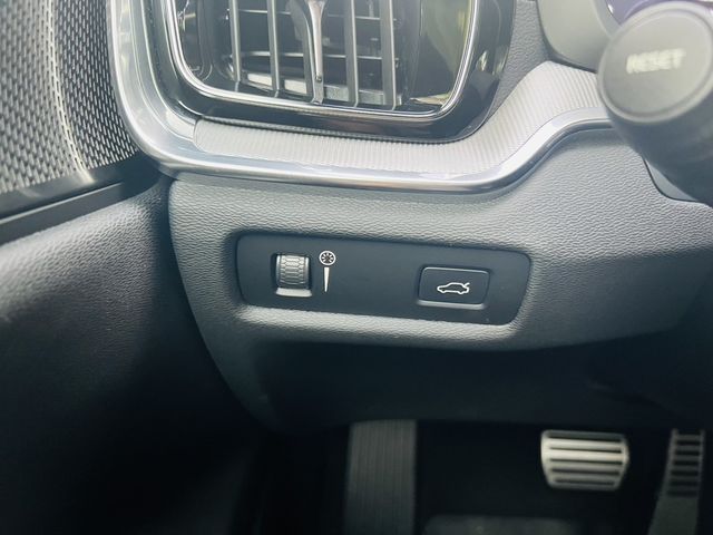 VOLVO富豪 V60  第10張相片