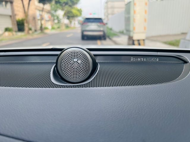 VOLVO富豪 V60  第16張相片