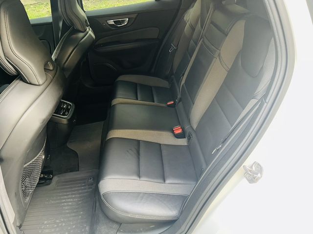 VOLVO富豪 V60  第18張相片