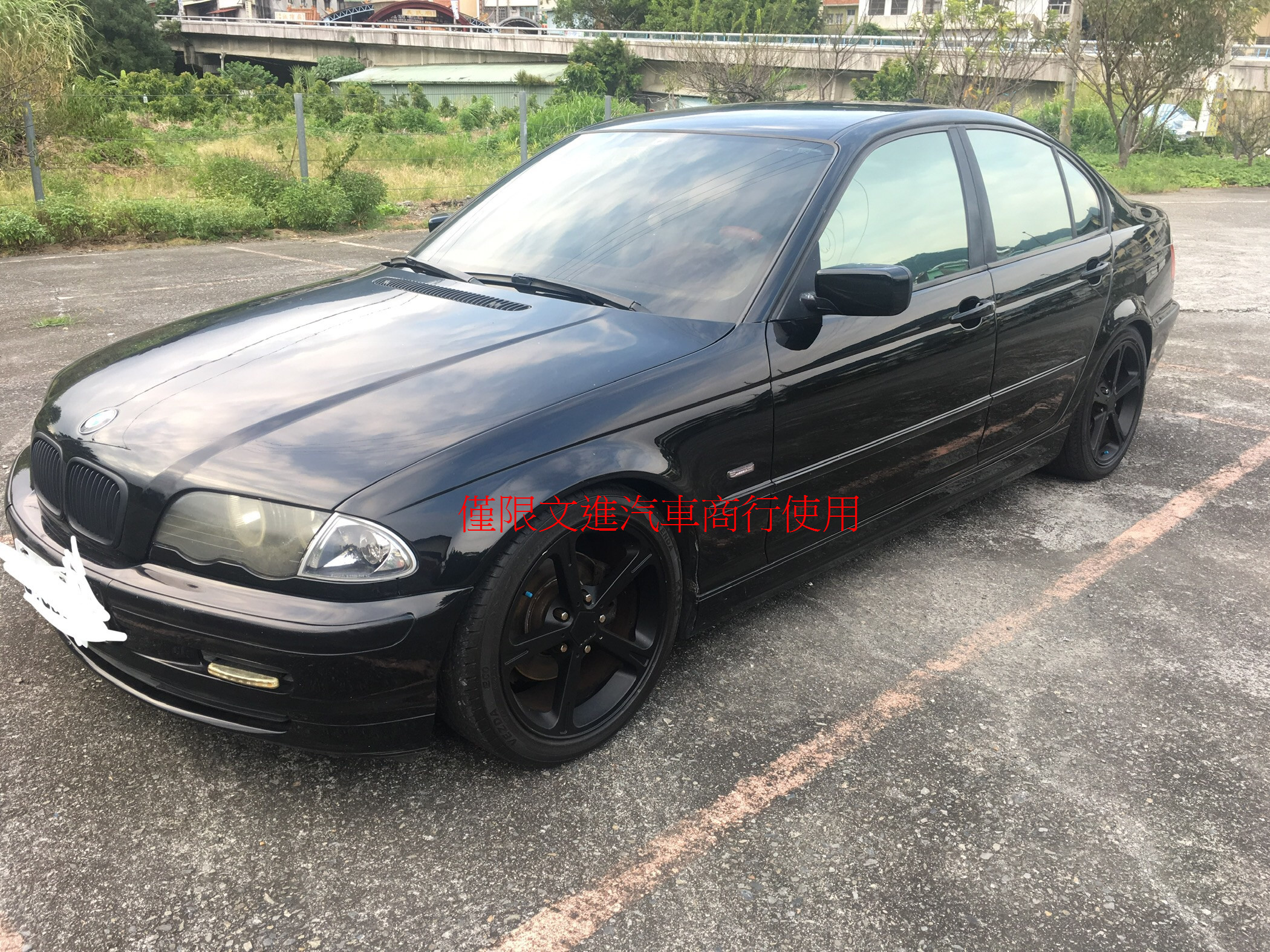 BMW 318   第5張相片
