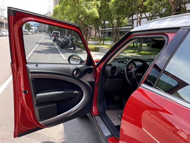 COOPER COUNTRYMAN  第13張相片