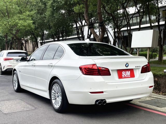 5 SERIES SEDAN F10  第2張相片