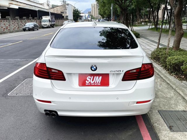 5 SERIES SEDAN F10  第5張相片