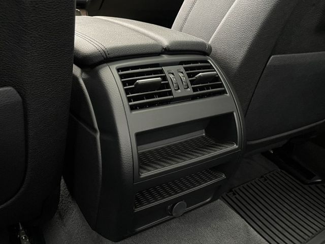 5 SERIES SEDAN F10  第15張相片