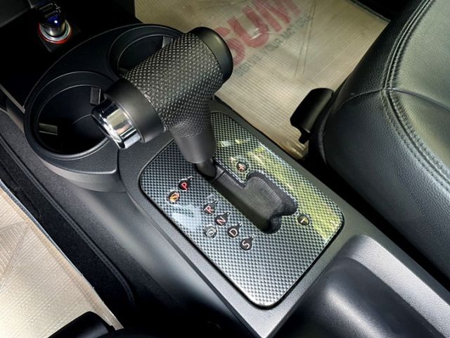 〈市場稀有少數低里程〉NEW BEETLE 小改款金龜車 6速手自 認證車 升級18吋鋁圈 倍適登避震 LED頭燈 尾翼  第13張相片
