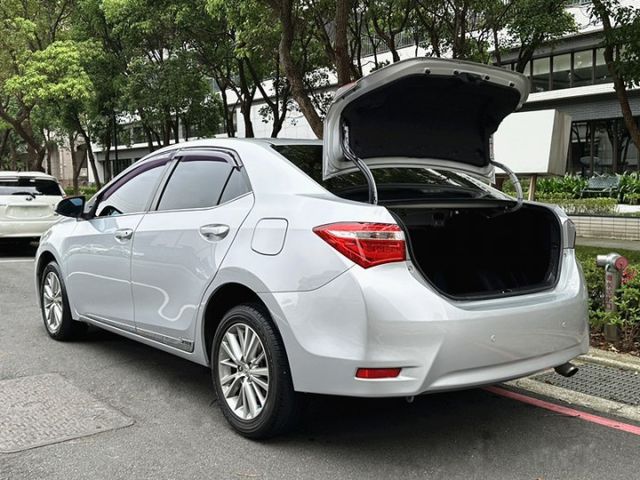 〈國民代步車銷售冠軍〉經典款/認證/原版件/定速/恆溫/安卓機/CarPlay/前雷達/省油又省稅/分期低月繳/全省保固  第20張相片