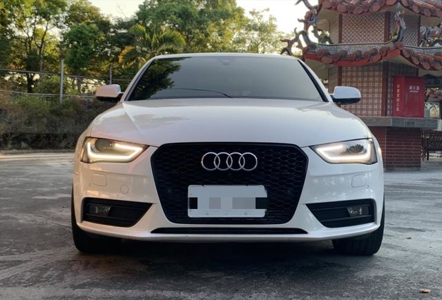 AUDI A4  第5張相片