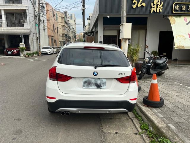 BMW X1 白  第2張相片